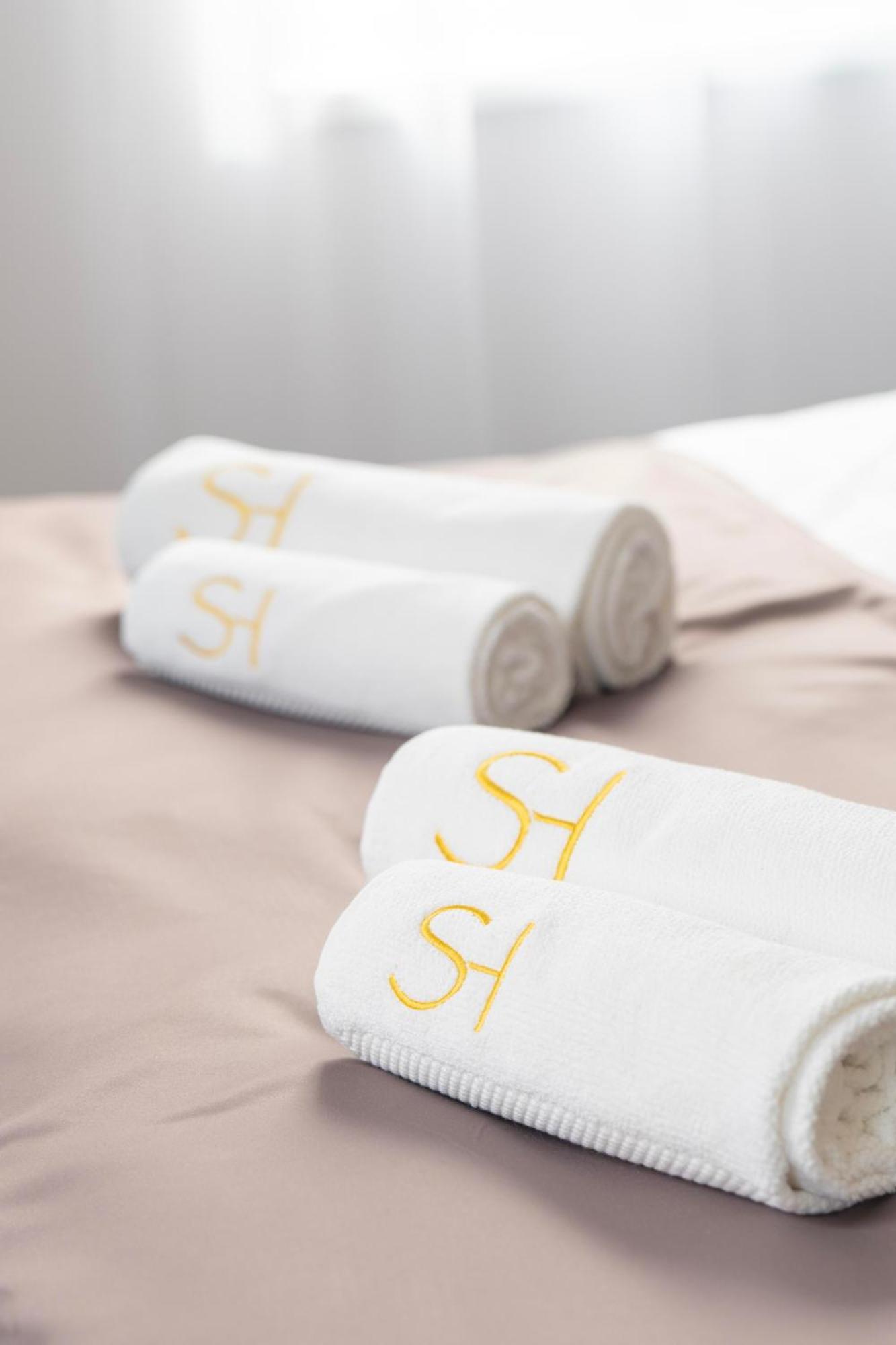 Salt Hill Premium Apartments Egerszalok Ngoại thất bức ảnh